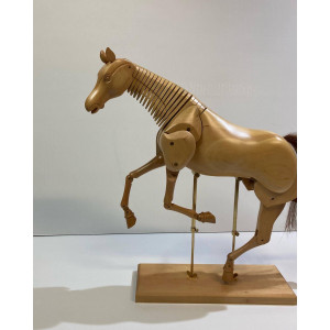 Cavallo in legno Cavallo in legno