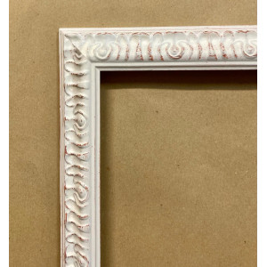 Cornice lavorata avorio e ocra