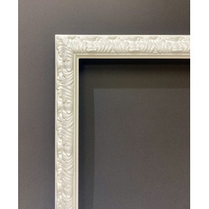 Cornice lavorata avorio