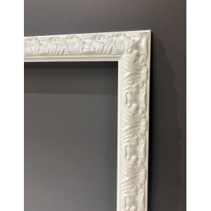 Cornice lavorata avorio