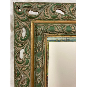 Cornice traforata verde e oro