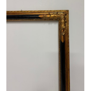 Cornice nera e oro