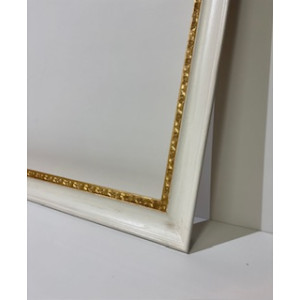 Cornice avorio guscia lavorata foglia oro