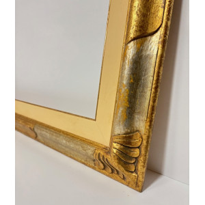 Cornice oro e argento con lavorazioni sugli angoli