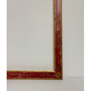 Cornice rossa e oro