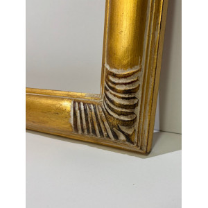 Cornice foglia oro con fregi