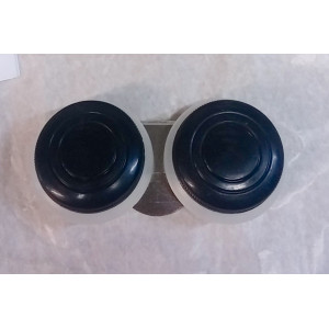 Scodellina doppia in plastica con tappo  Scodellina doppia in plastica con tappo