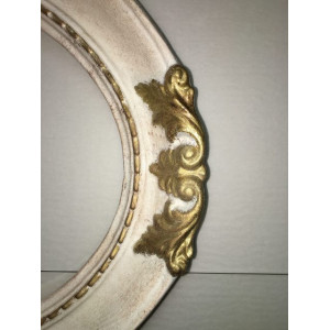 Cornice ovale 